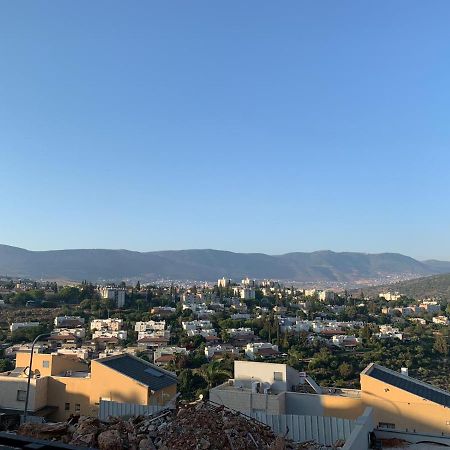 Studio Ilanit Karmiel Luaran gambar