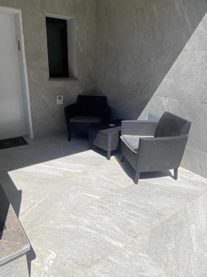 Studio Ilanit Karmiel Luaran gambar